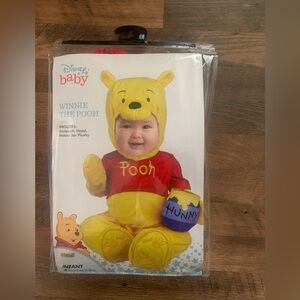 Spirit Halloween Baby Winnie the Pooh Costume 6-12 months
